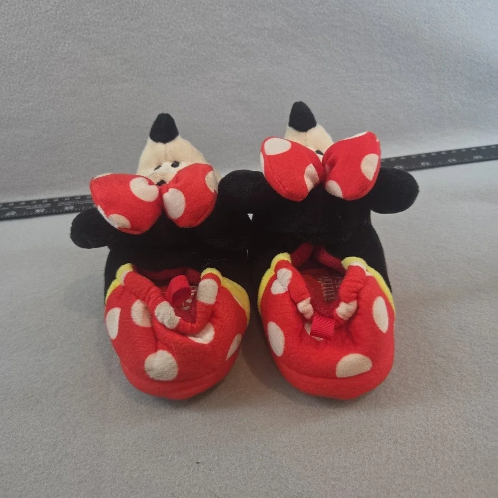 Minnie Mouse Toddler Slippers, Size 7/8